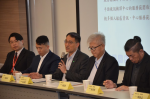 照片：主持人回覆團體提問