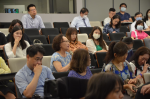 照片：團體進行意見交流